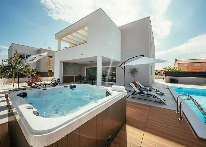 South * Zaton (Zadar)